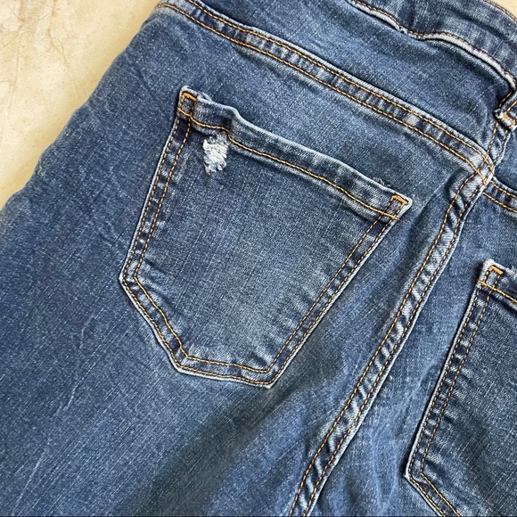 🚫 SOLD Zara Distressed Mid Rise Skinny Jean 8 - Picture 5 of 10